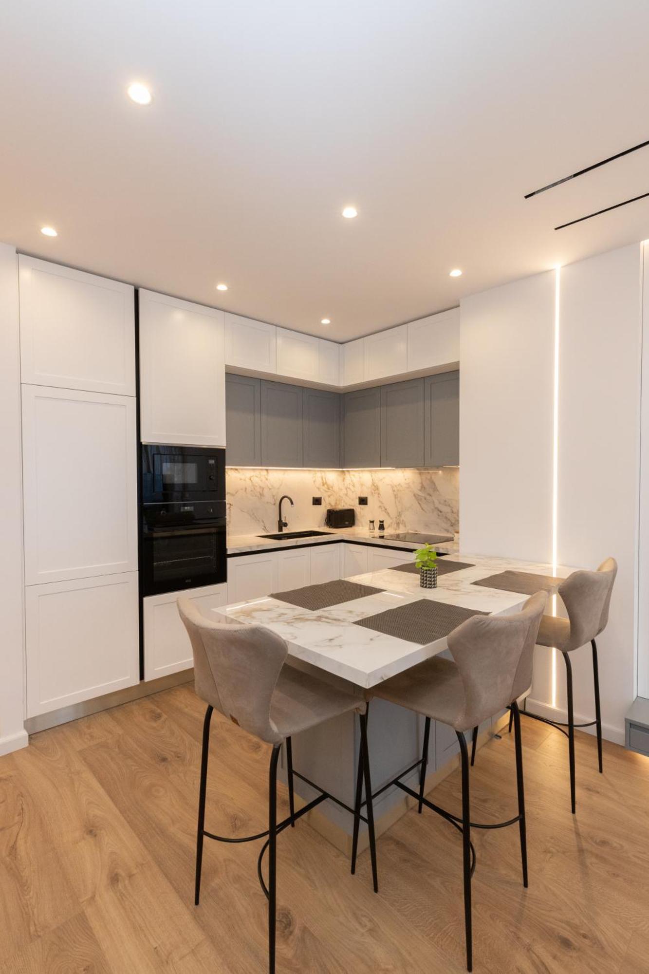 Belleview 1 Apartment *